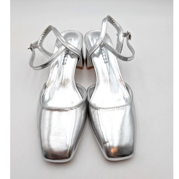 Berness Georgia Heel Pump Adjustable Ankle Strap Women's Silver Size US6.5 EU37 - Picture 10 of 13